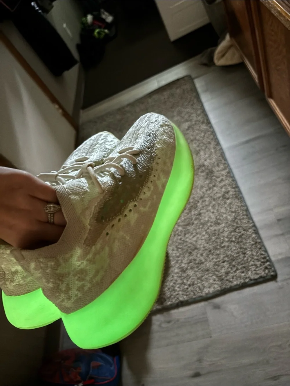 🔥Adidas Yeezy Boost 380 ‘Calcite Glow’ 2020 (GZ8668) Mens Size 8🔥